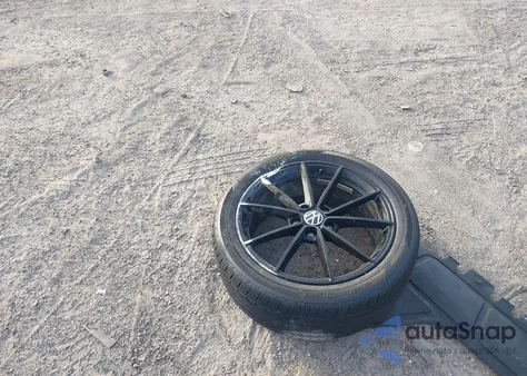 2024 Volkswagen Jetta Gli 40Th Anniversary Edition z USA, uszkodzony, nr VIN 3VW8T7BU8RM049778